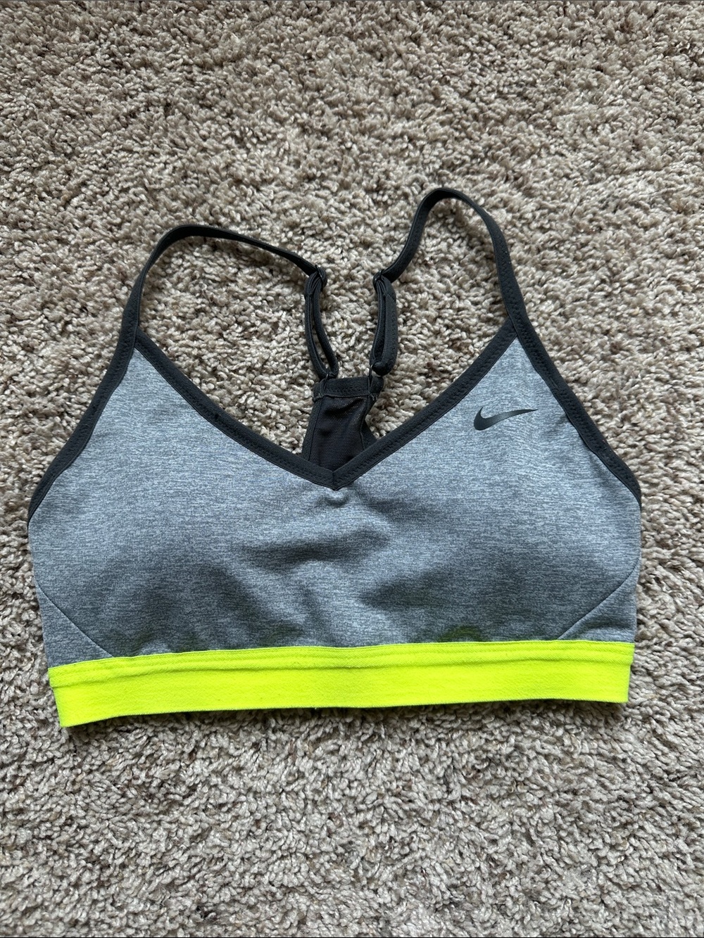 Nike sports bra size Small